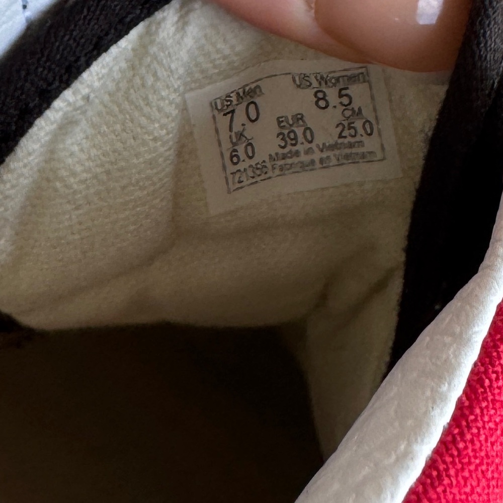 Vans off the wall strap on red black white checkered 8.5 - Picture 5 of 5
